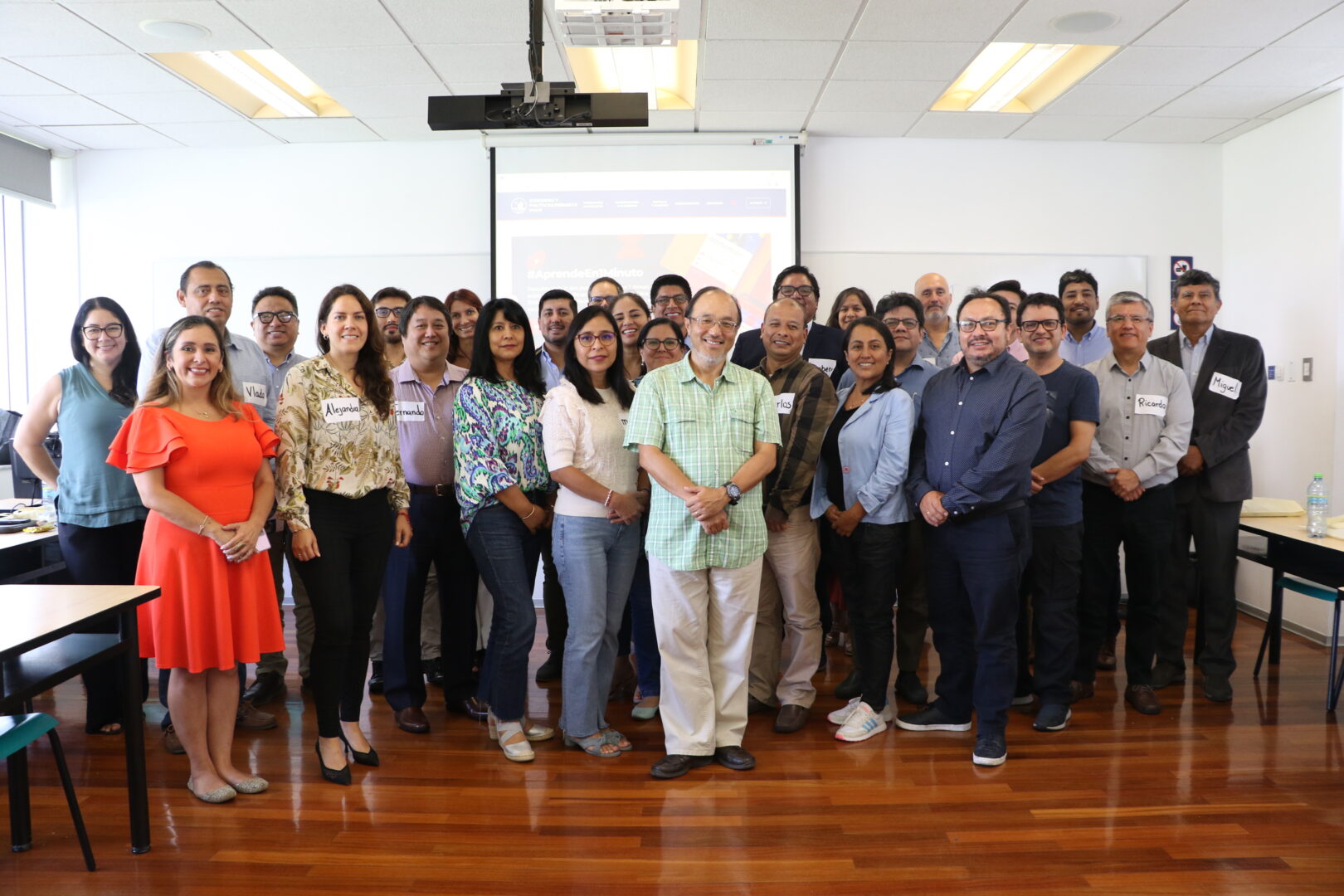 Docentes de Formación continua se capacitan en metodologías de ...